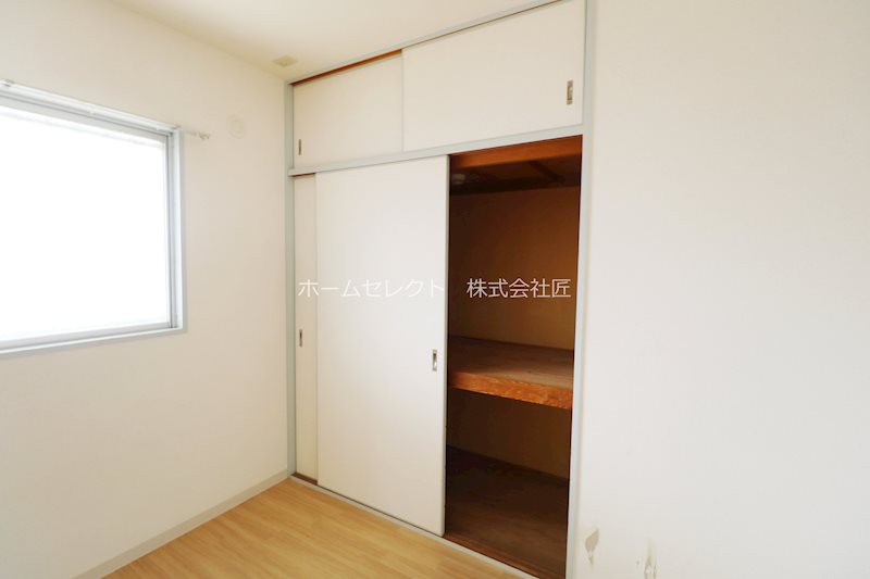 ドリーム中加賀屋 収納