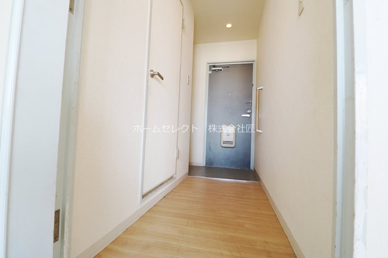 ドリーム中加賀屋 玄関