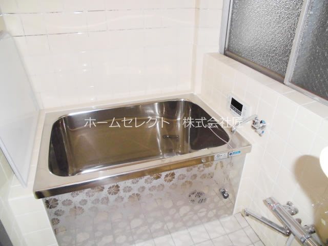 衣斐ビル 風呂画像