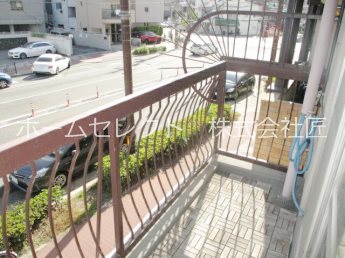 衣斐ビル ベランダ