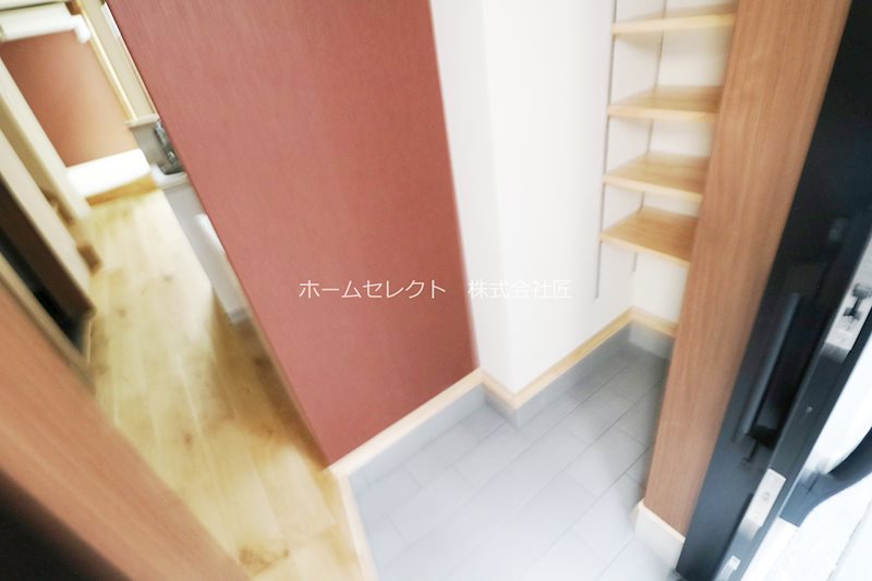 コートアンドロージ 玄関