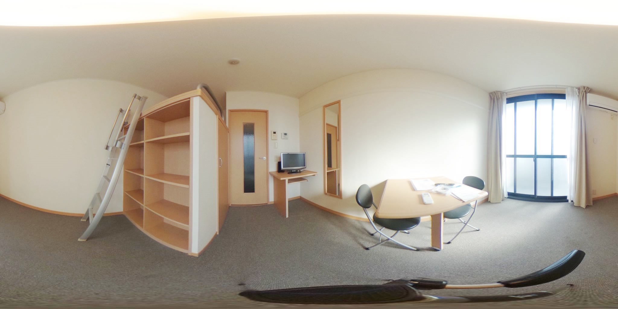 ワイズレジデンス天下茶屋 洋室