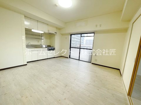 ラパンジール粉浜 リビング