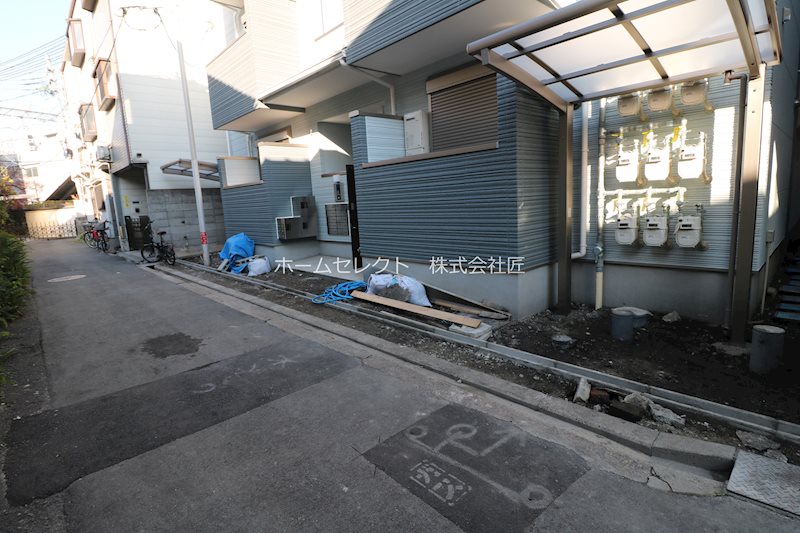 シティコート岸里玉出駅前 庭