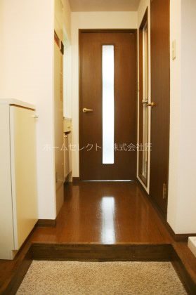 プルメリア玉出 玄関