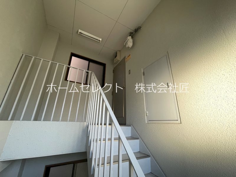 プリミエ加賀屋 玄関
