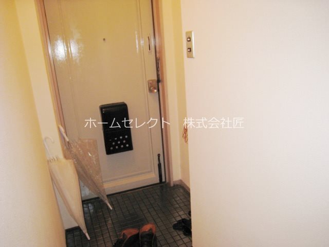 グランビルド北加賀屋Ⅱ 玄関
