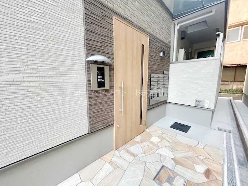 フジパレス北加賀屋駅北Ⅱ番館 エントランス