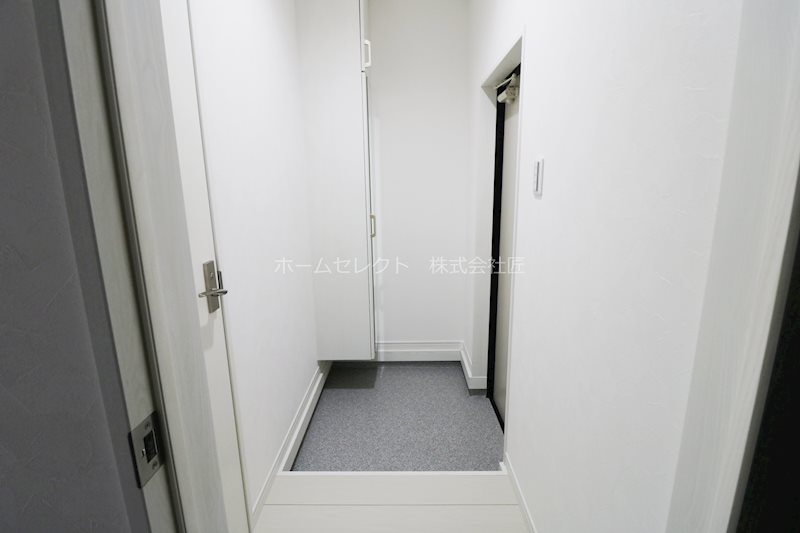 アバンティオエクラ 玄関