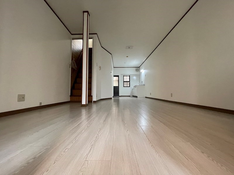 千本北1丁目戸建賃貸(左) リビング