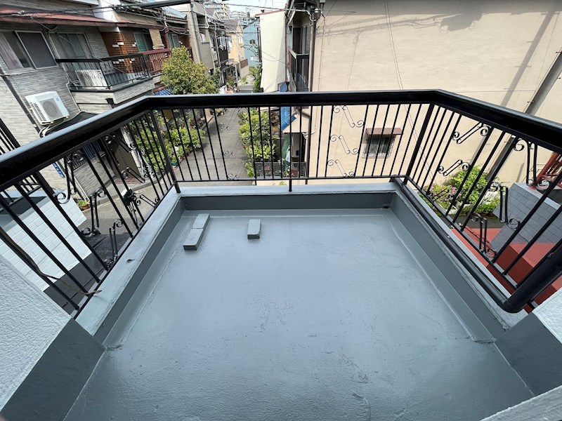 千本北1丁目戸建賃貸(左) ベランダ