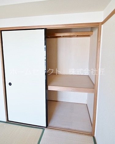 パークハイム南加賀屋 収納