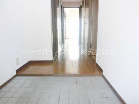 パークハイム南加賀屋 玄関