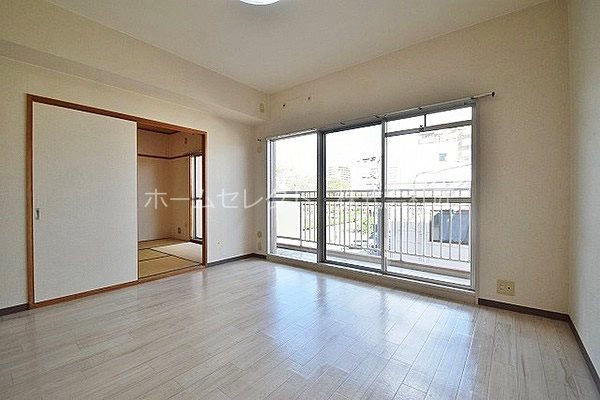 パークハイム南加賀屋 リビング