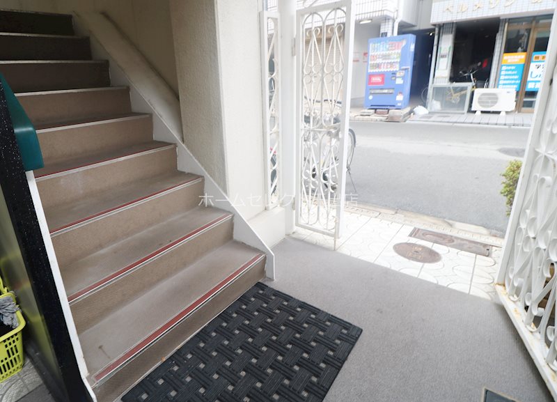 王鴻あびこマンション ロビー