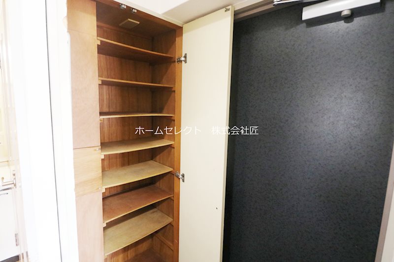 アーデント北加賀屋 玄関