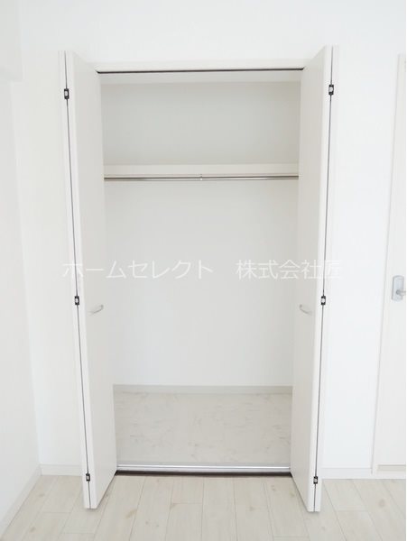 メゾンビトロ2 収納