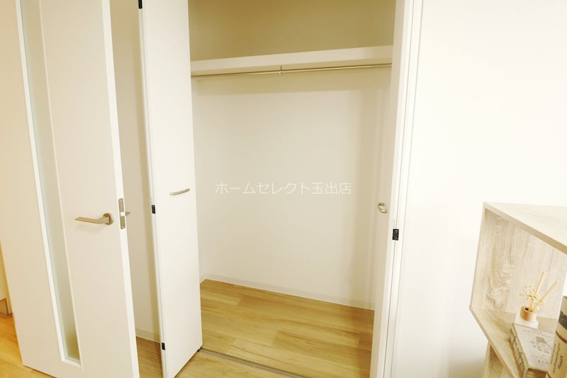 みおつくし岸里Ⅱ 収納