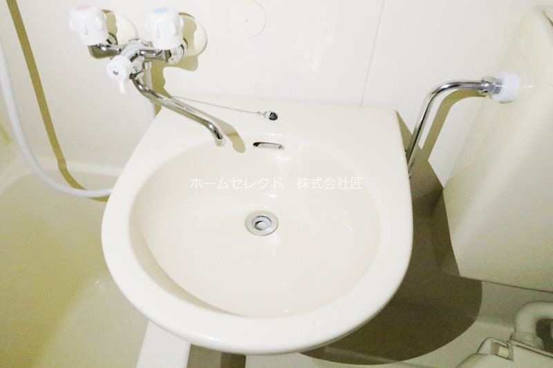 栄光ロイヤルハイツ 洗面所