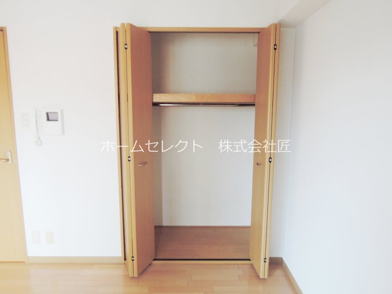 アースヒルズ 収納