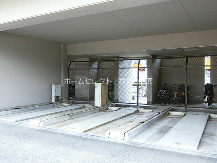 大阪府大阪市住之江区粉浜西１丁目 駐車場