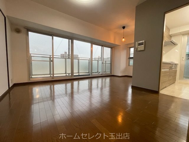 大阪府大阪市住之江区粉浜西１丁目 リビング