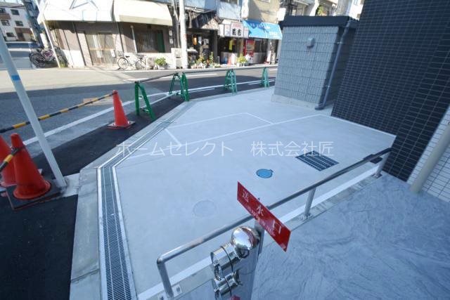ルミエール帝塚山西 庭