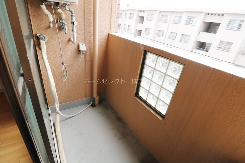 大阪府大阪市西成区千本中１丁目 ベランダ