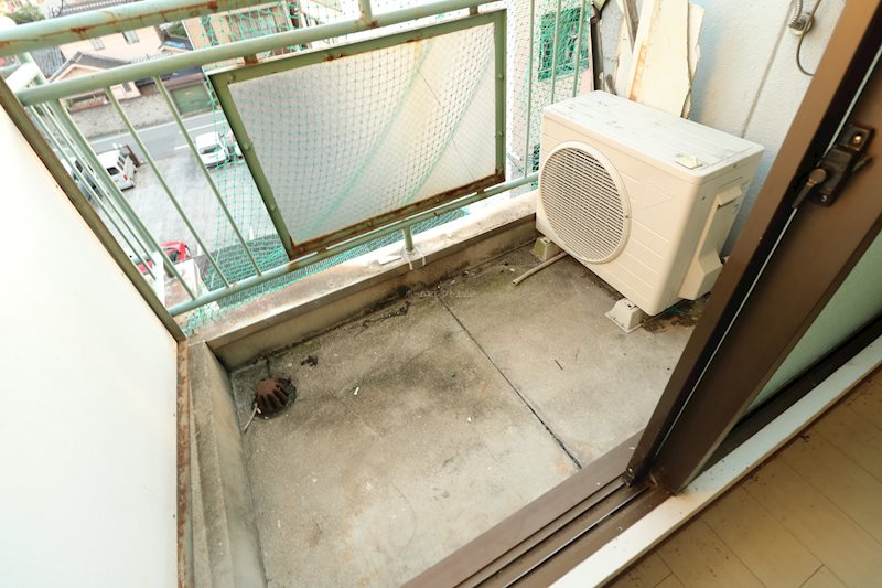 玉出ライオンズマンションプラスズー ベランダ