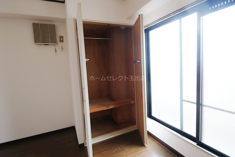 ハイツ五條 収納