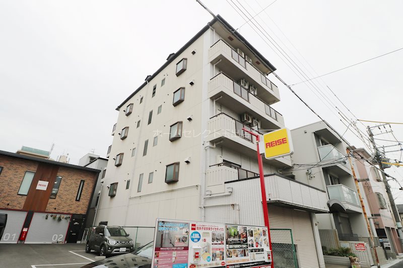 ハイツ五條 外観