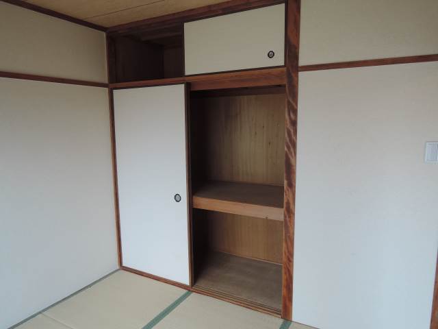 オリーブコート 収納