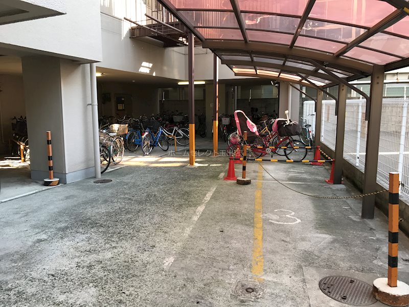 日丸ビル 駐車場