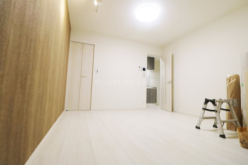 フジパレス加賀屋Ⅱ番館  リビング