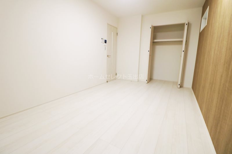 フジパレス加賀屋Ⅱ番館  リビング