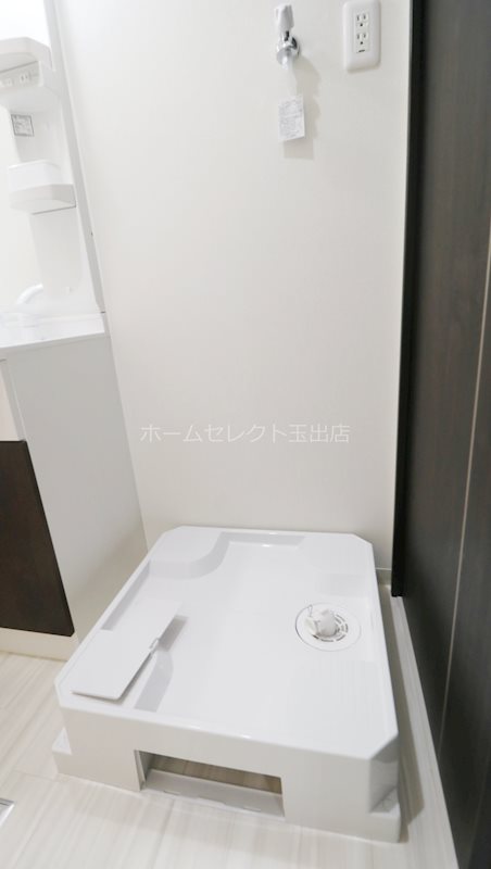 フジパレス加賀屋Ⅲ番館  洗面所