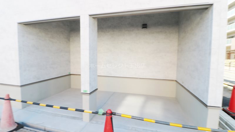 フジパレス加賀屋Ⅲ番館  駐車場