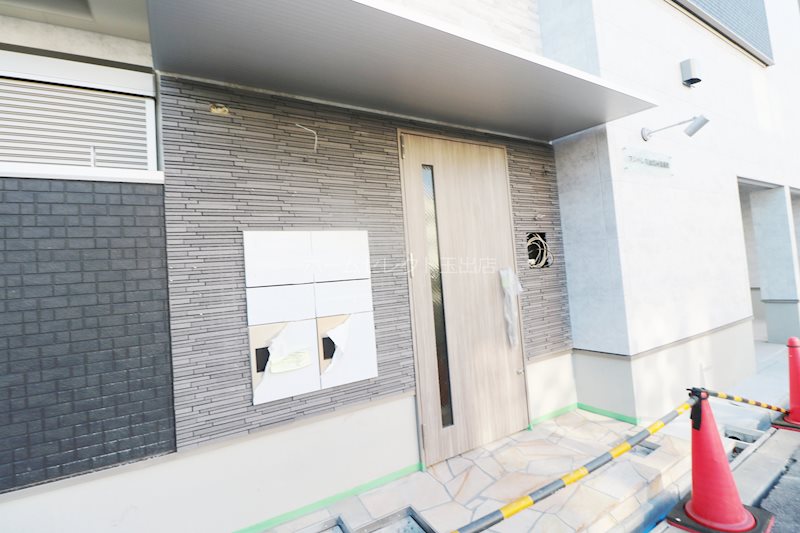 フジパレス加賀屋Ⅲ番館  エントランス