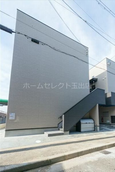 レグルス エントランス