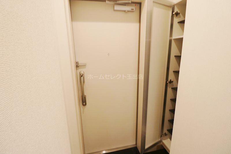 パレーシャルかしま 玄関