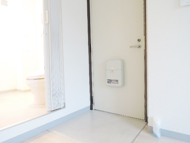センエデアティール  玄関