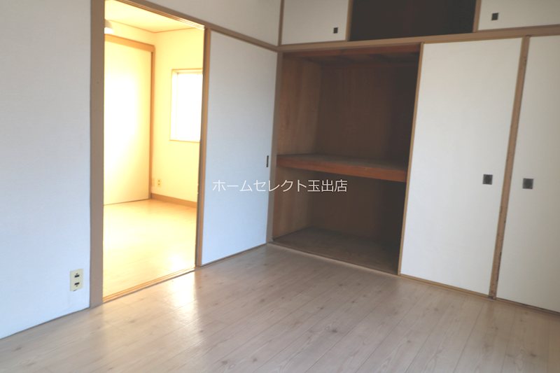タカイレジデンス 収納