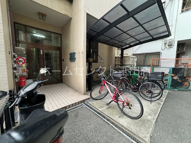 チアフルハウス 駐車場