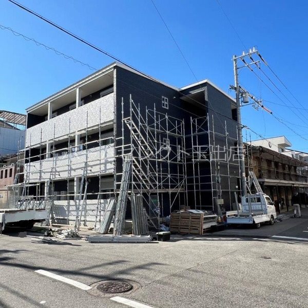 アリビオウエスト 外観