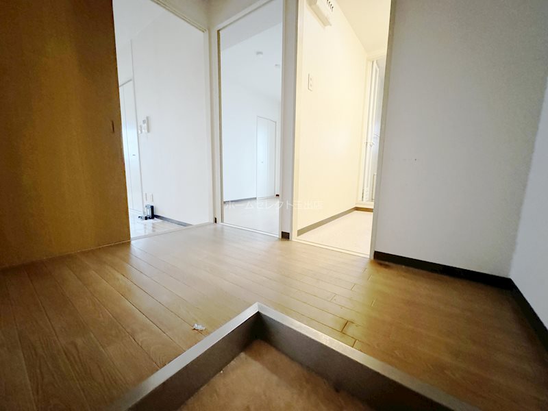 リーデルフェリア住之江 玄関