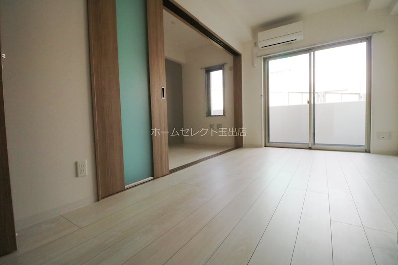 AXIA M-City大阪加賀屋 内装