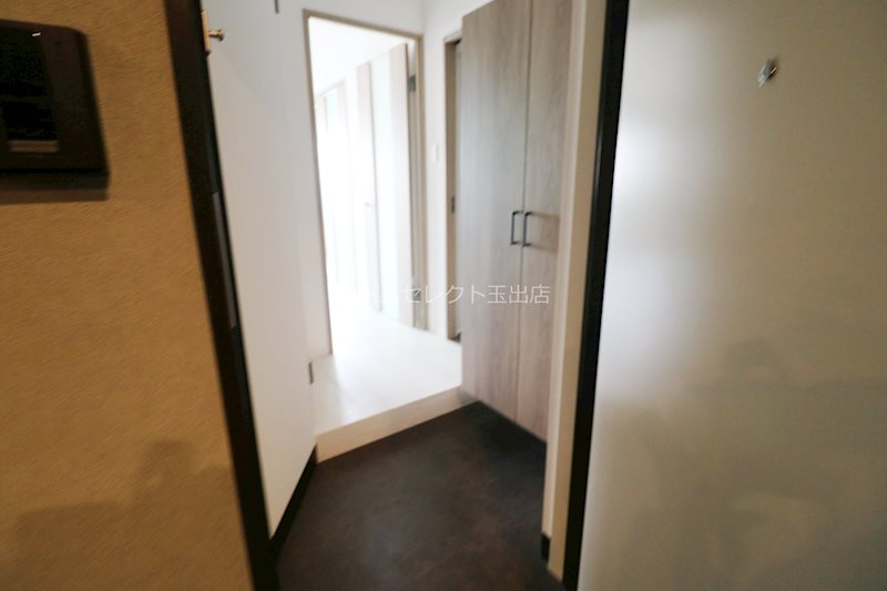 大阪府大阪市住之江区西加賀屋３丁目 玄関