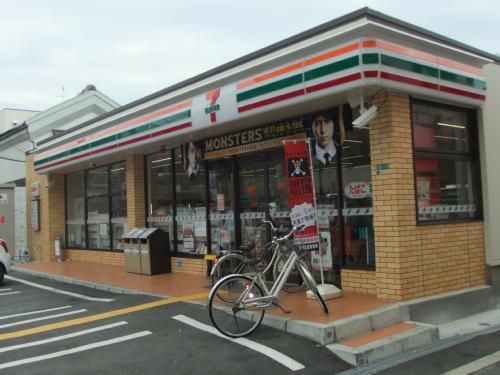 AXIA M-City大阪加賀屋 コンビニ