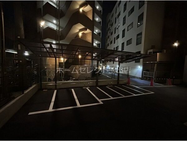 シスイル清水丘 駐車場
