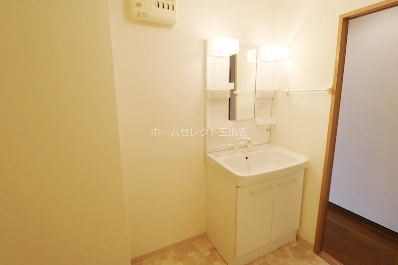 カワデンセントリックハイツ 洗面所